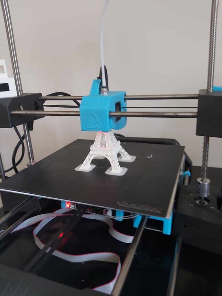 Créer des objets miniatures avec l’impression 3D résine