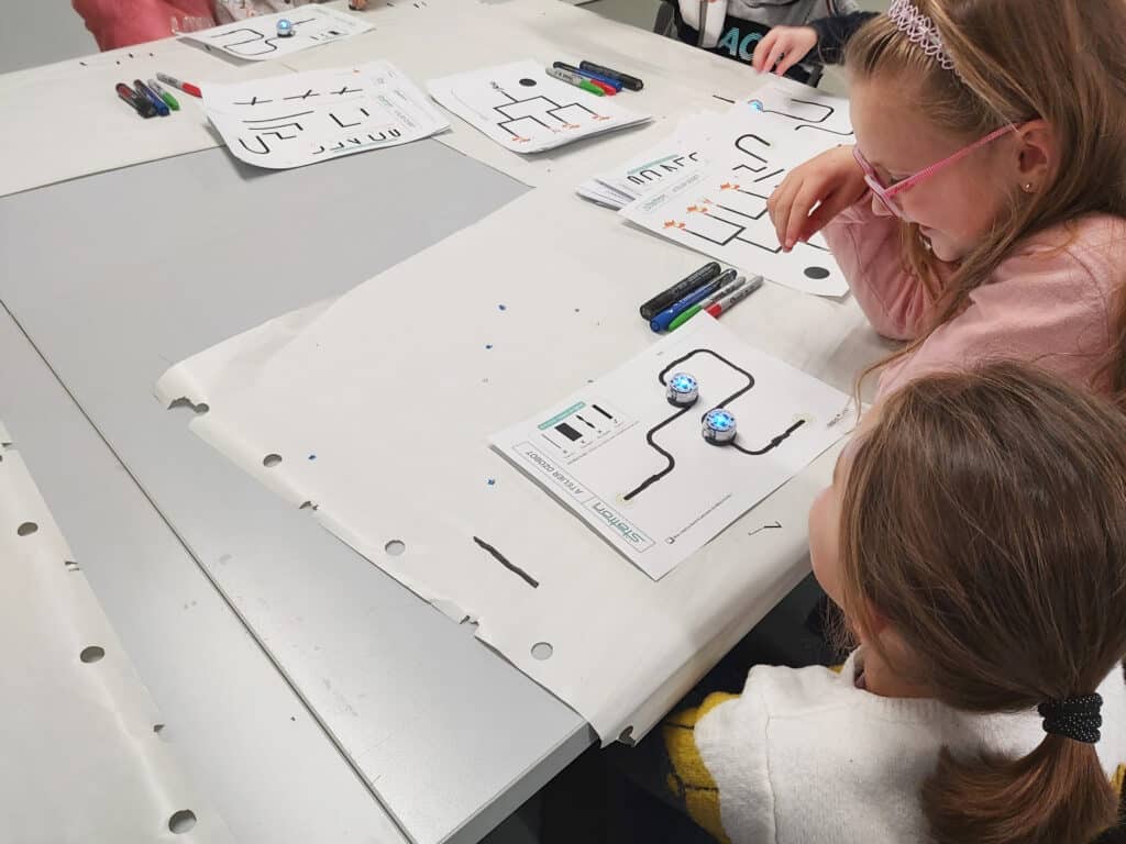Premiers pas en robotique, comprendre, assembler, coder