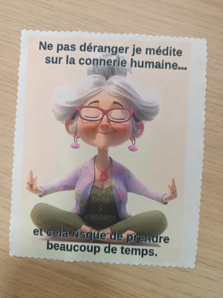 Fil, tissu, encre, l’accessoire parfait à créer (Partie 1)