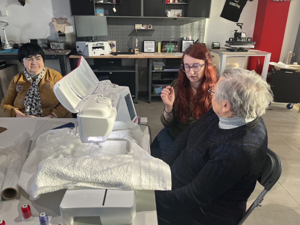 Broderie numérique – Conception d’objets tout-en-un (ITH) niveau 3 : confirmé
