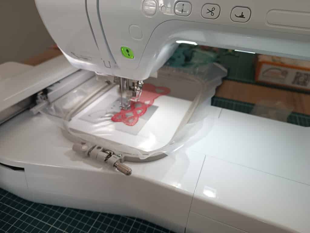 Broderie numérique : aller plus loin avec la dentelle FSL (niveau 2)